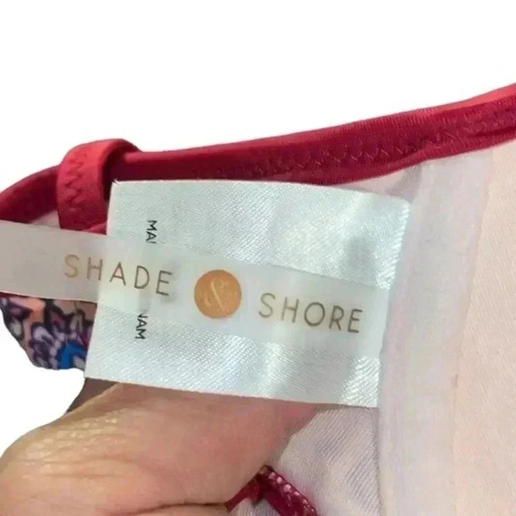 Shade & Shore Bikini Top - Picture 2 of 6